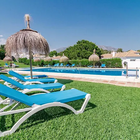 Scandinavian Style Townhouse In Nueva Andalucia Vakantiehuis *