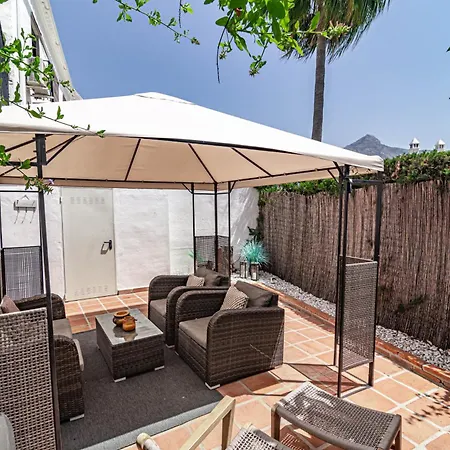 Scandinavian Style Townhouse In Nueva Andalucia Holiday home *